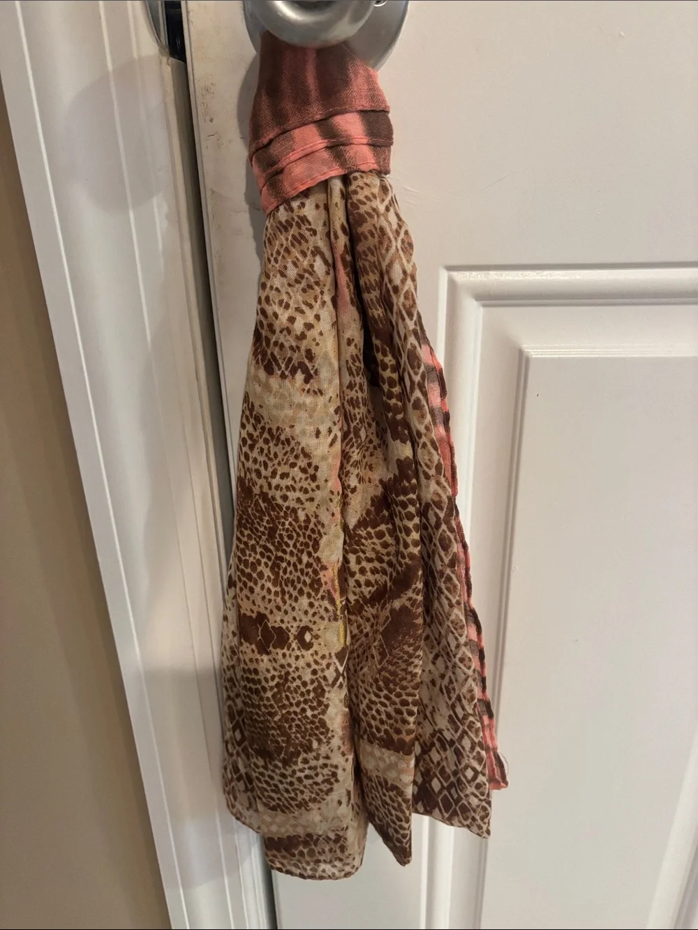 Animal-Print Lightweight Scarf in Brown and Pink with Gold Flakes